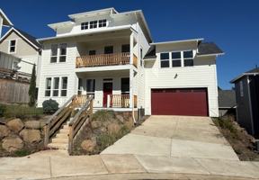 featured image of 374 SW George Ct