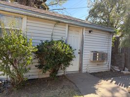 featured image of 2207 2207 32nd St REAR HOUSE