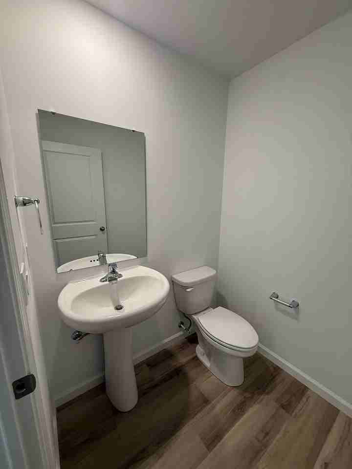 3902 Bradley Dr - Photo 5 of 35