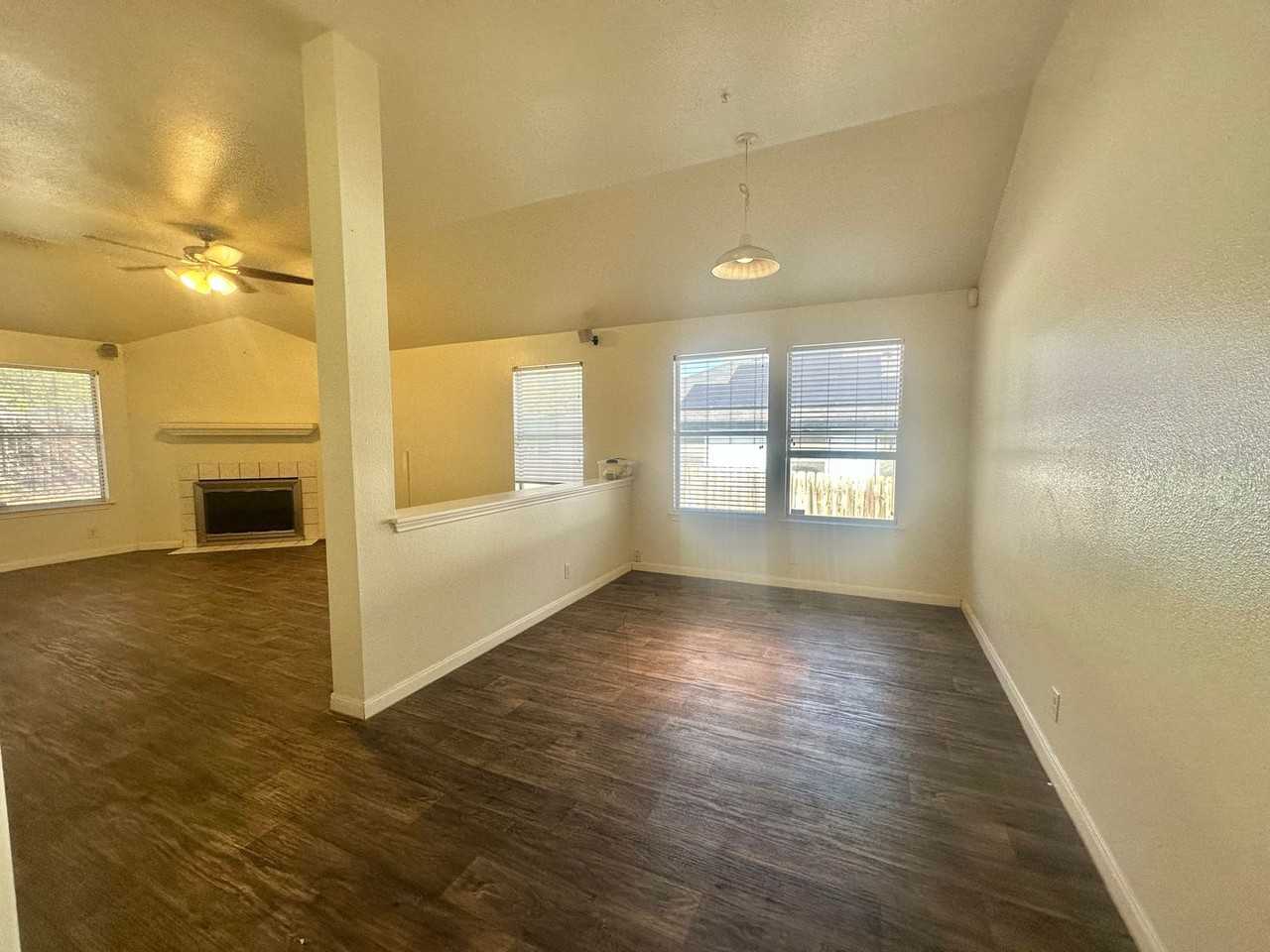 113 Little Lake Rd - Photo 5 of 15