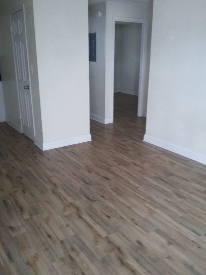 1710 S Washington Ave - Photo 3 of 20