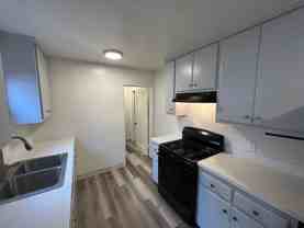 408 W El Camino St Apt B #Apt B - Photo 1 of 1