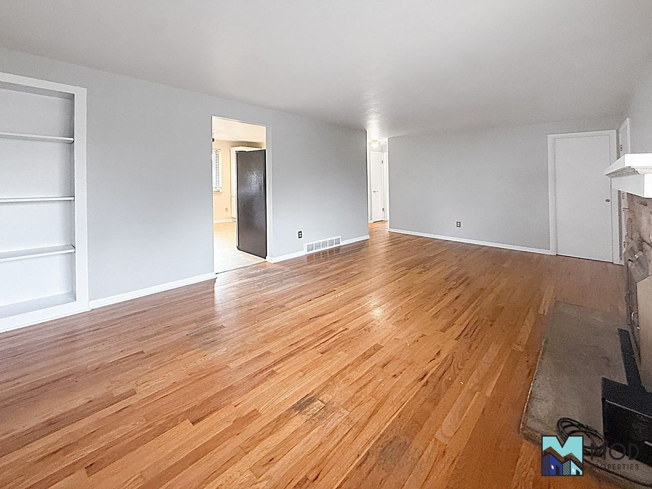 3404 West Powers Avenue - Photo 4 of 38