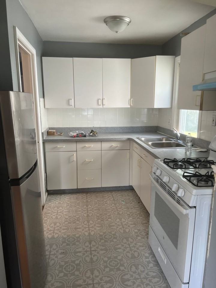 20493 Coventry St - Photo 4 of 9