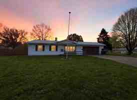 featured image of 1102 Laurel St