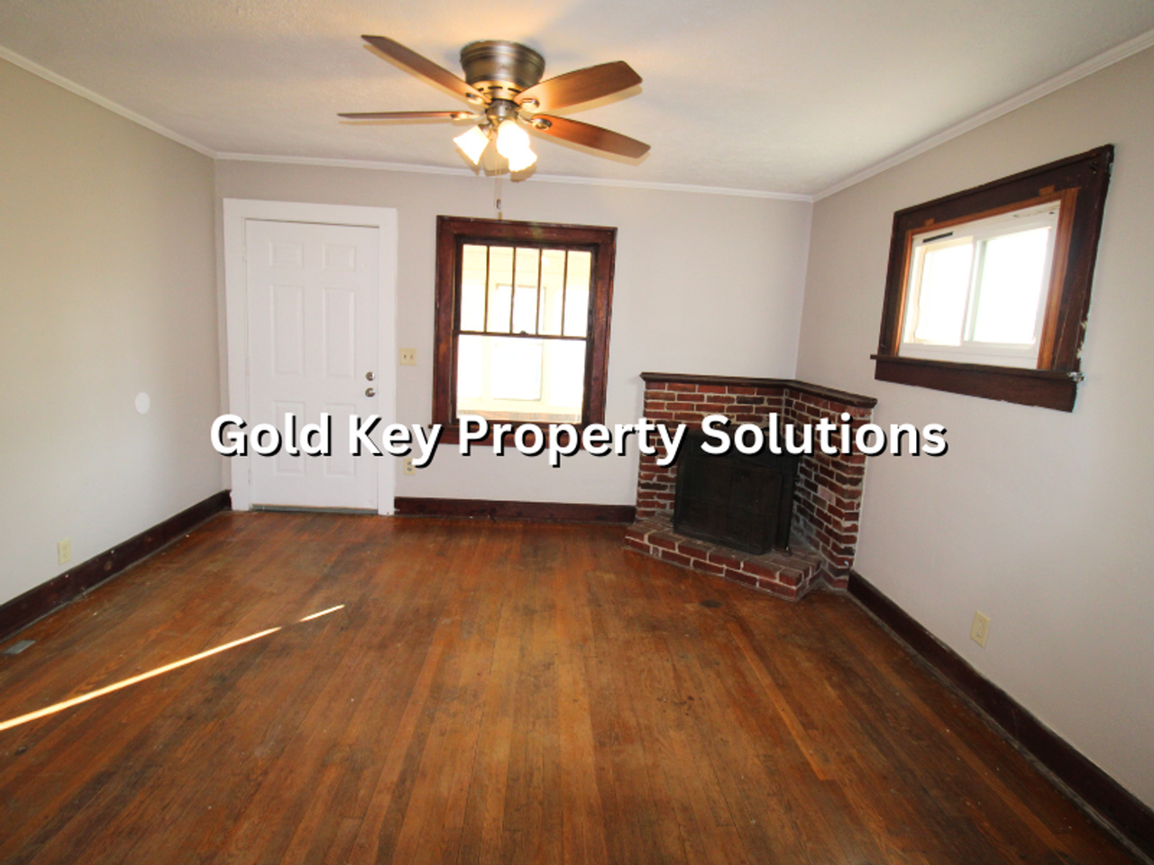 1640 West 18th Street - Photo 5 of 16