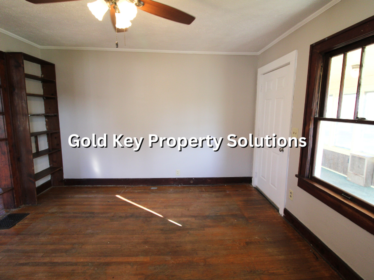 1640 West 18th Street - Photo 6 of 16