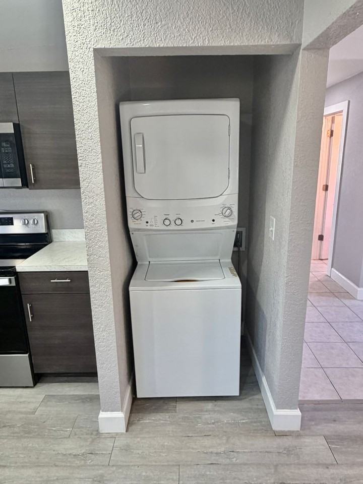 3608 N 72nd St - Photo 6 of 24