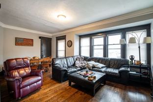 1829 E Kenwood Blvd - Photo 1 of 1