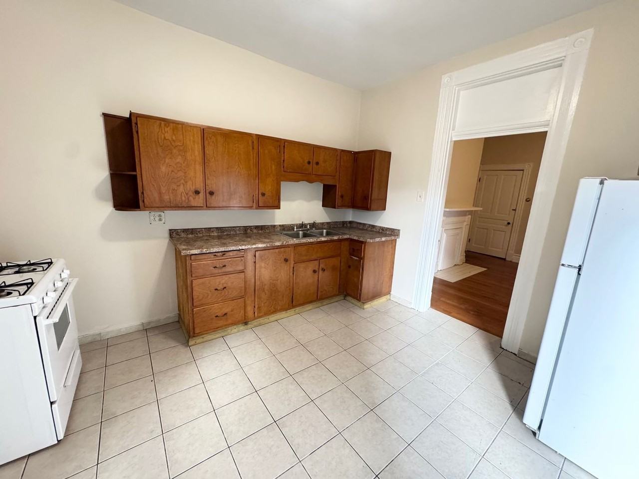 4058 Howley Street - Photo 6 of 15