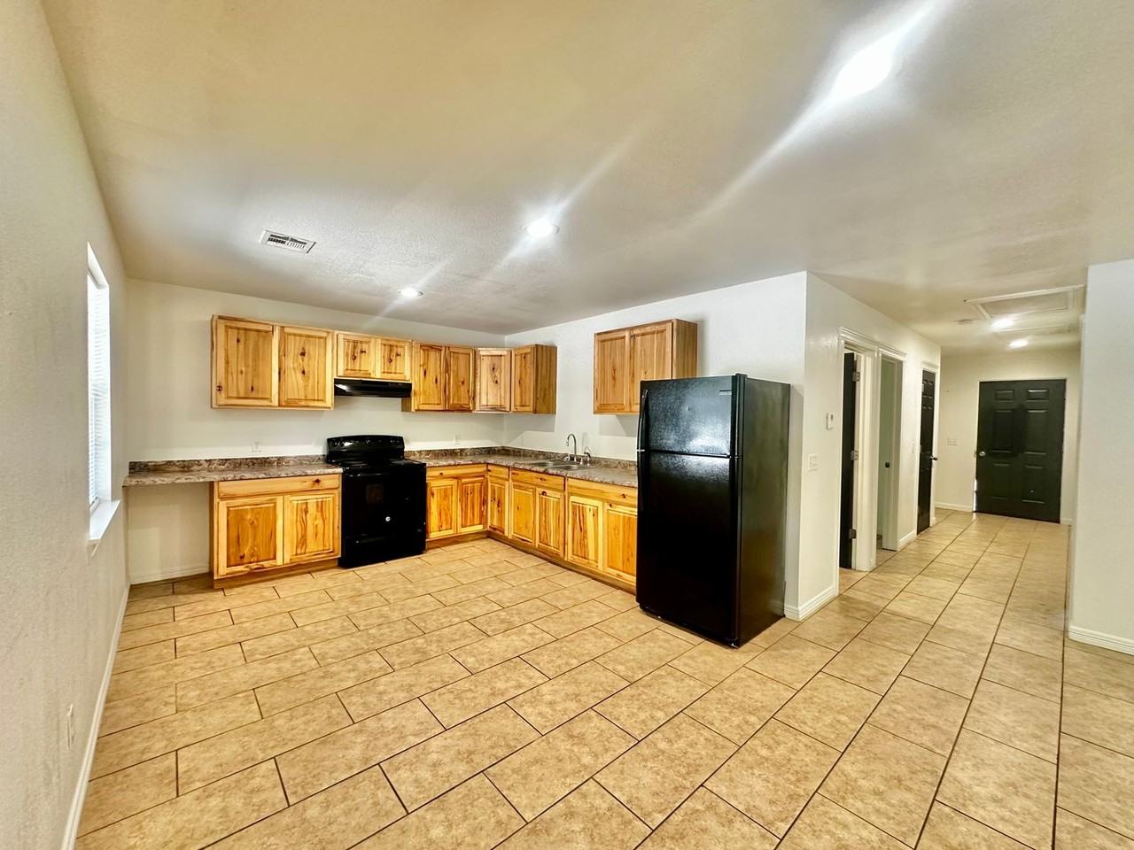 101 Stallcup Avenue - Photo 4 of 9