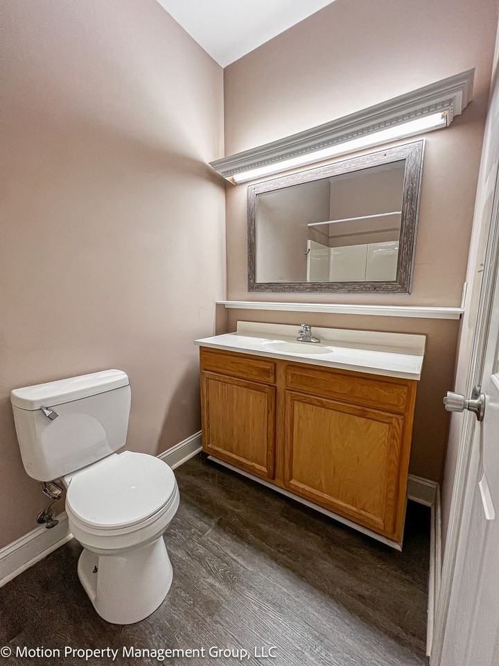 6918 Northside Dr - Photo 7 of 9