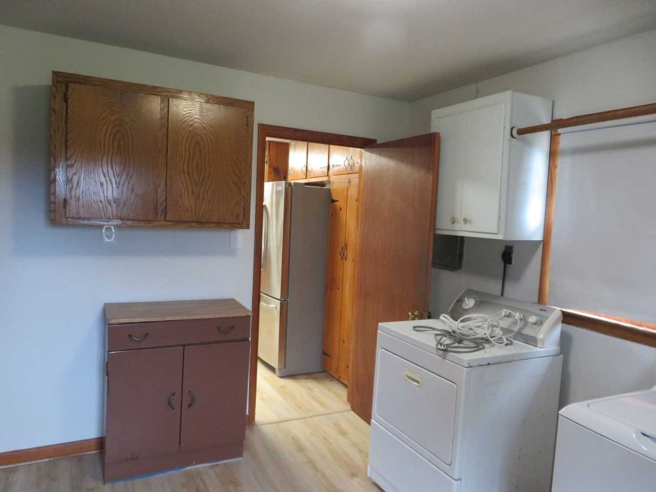 7300 Claiborne Rd - Photo 6 of 33