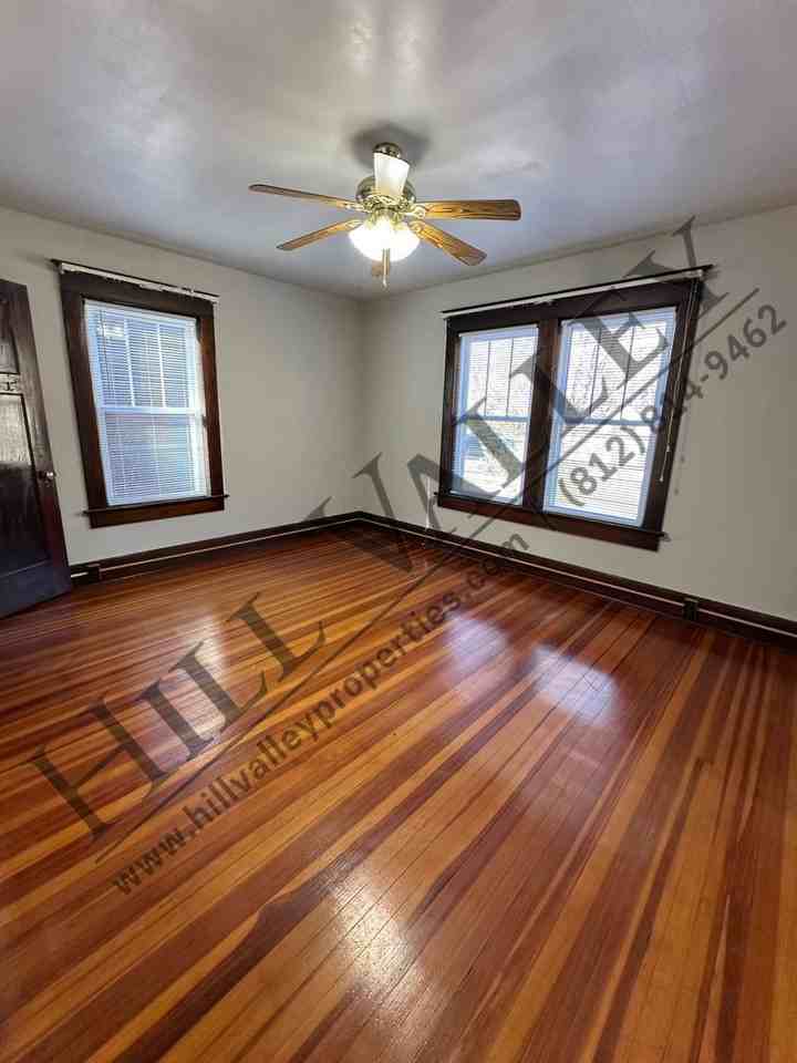 427 Washington Ave - Photo 7 of 12