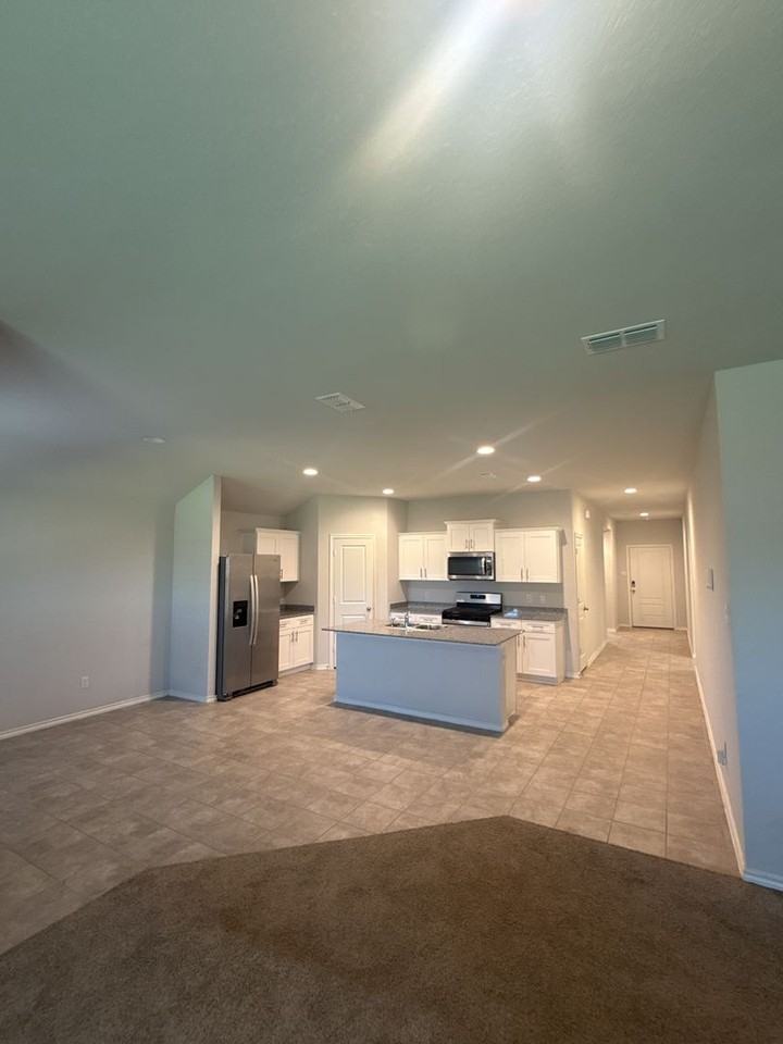 549 Bronze Cir E - Photo 2 of 13