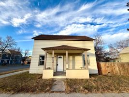 featured image of 1500 E Lyndale Ave