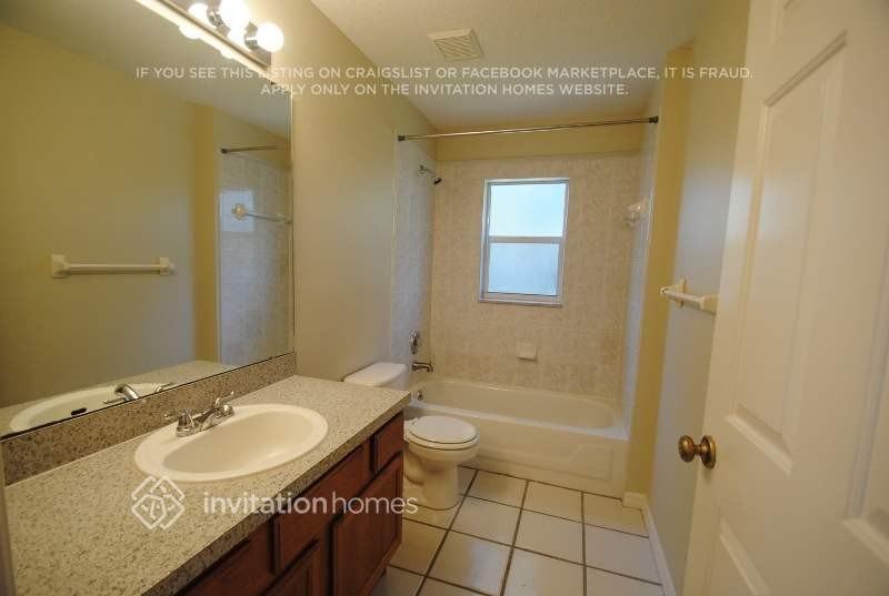25840 Aberdovey Ave - Photo 2 of 5