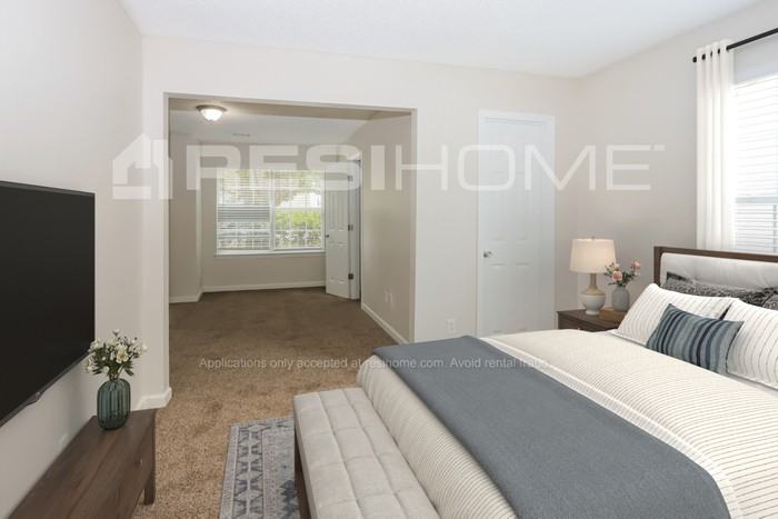 5943 Sunflower Ct - Photo 7 of 19