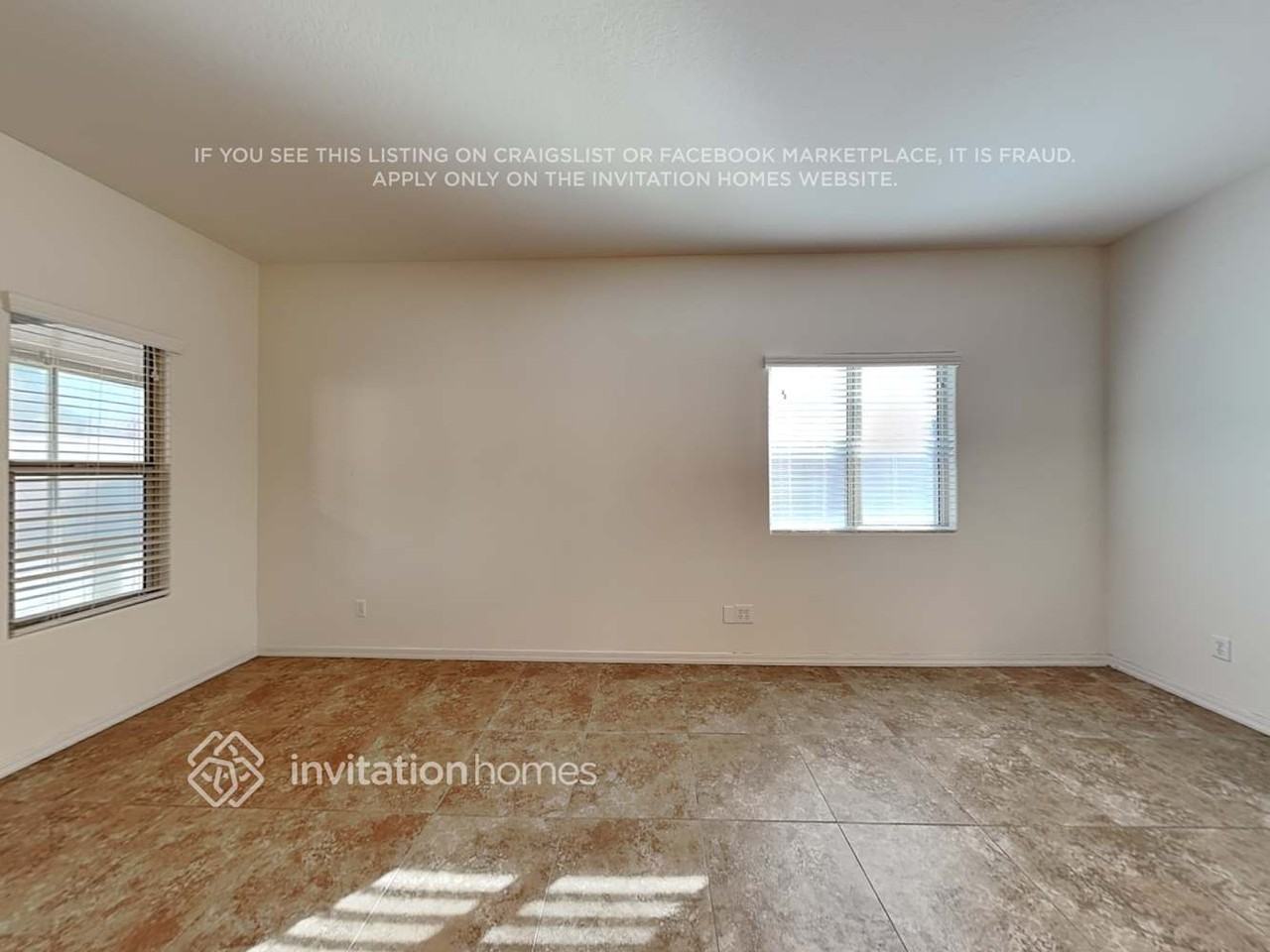 225 North Wesley - Photo 4 of 18