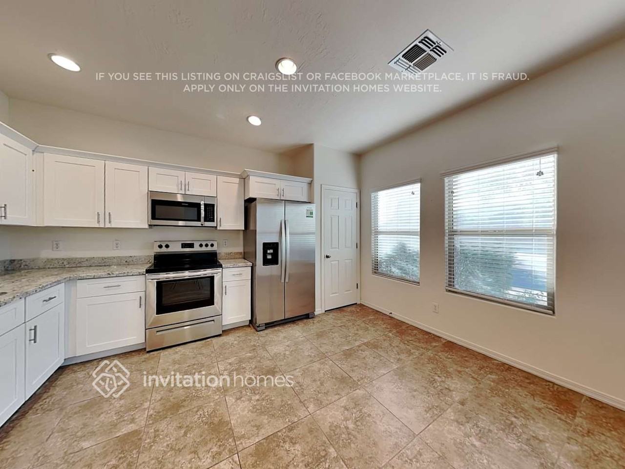 225 North Wesley - Photo 5 of 18