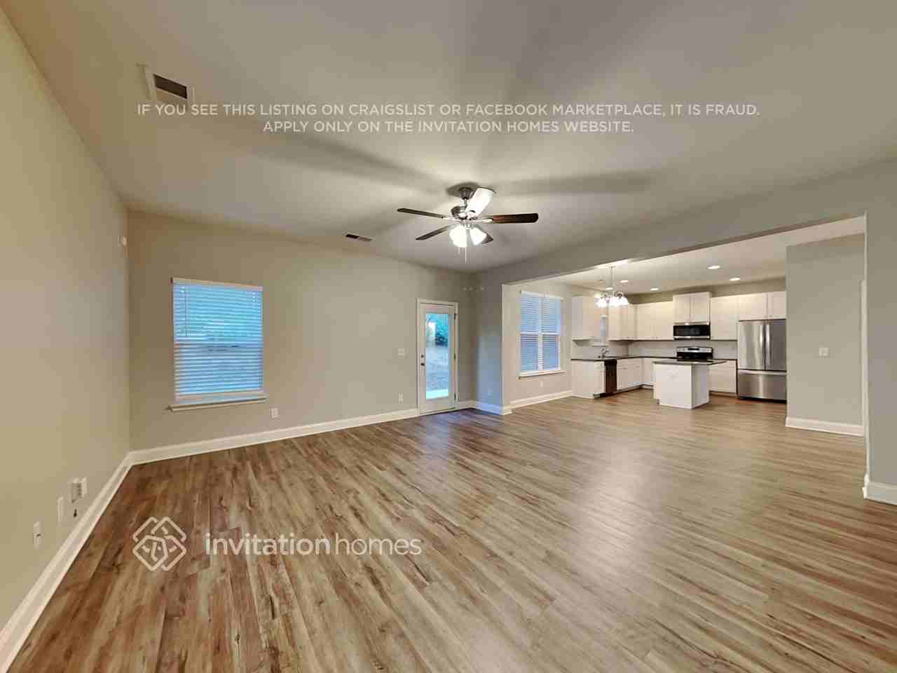 1390 Ethans Way - Photo 4 of 20