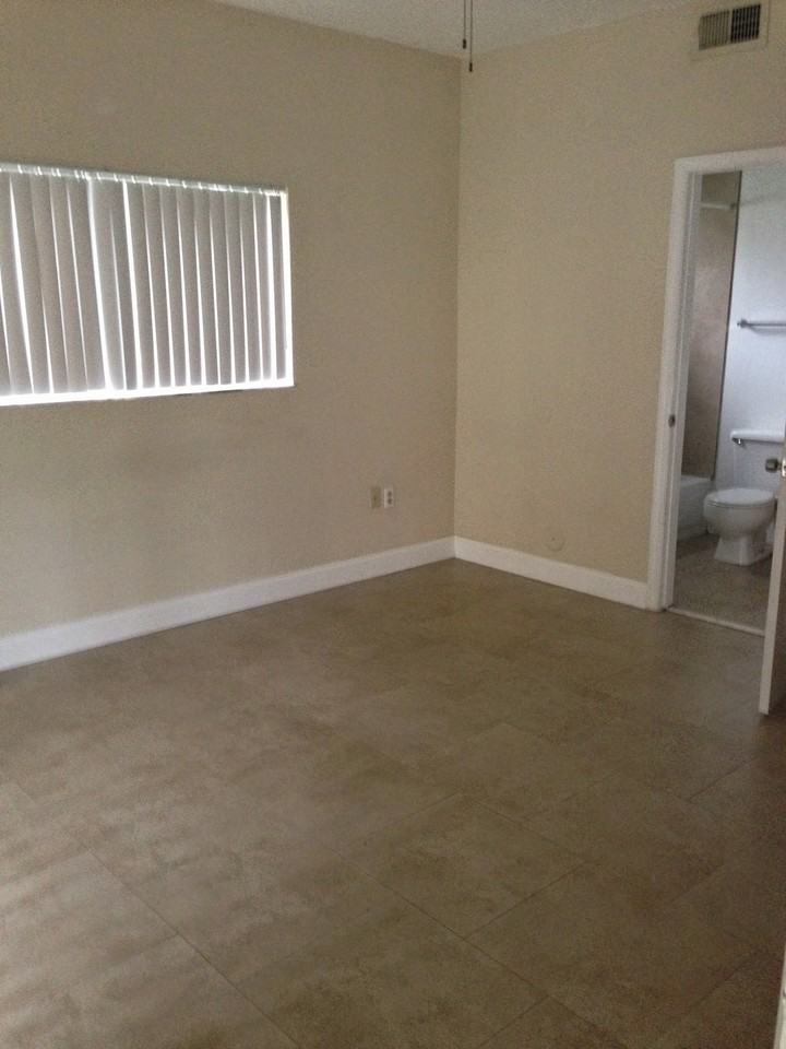 2445 Sw 18th Ter #404 - Photo 2 of 20