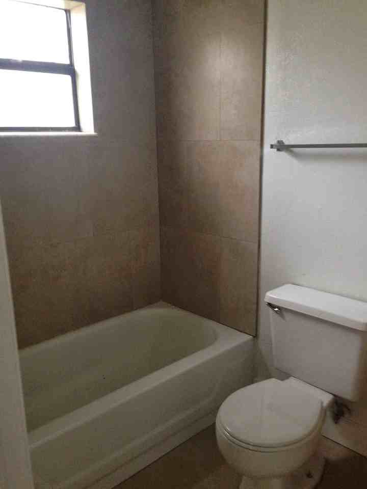 2445 Sw 18th Ter #404 - Photo 5 of 20