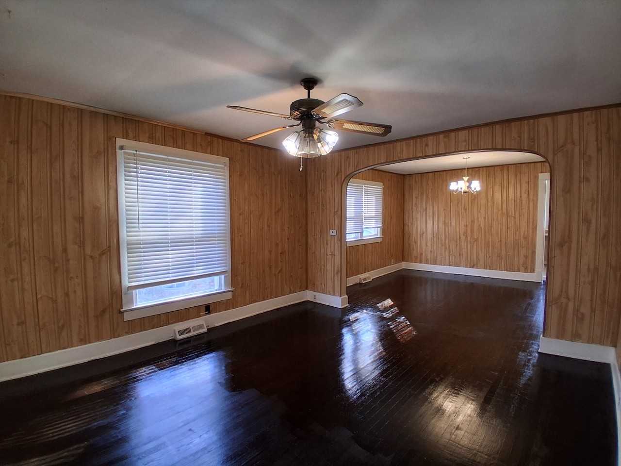 206 W 7th St #NA - Photo 2 of 15