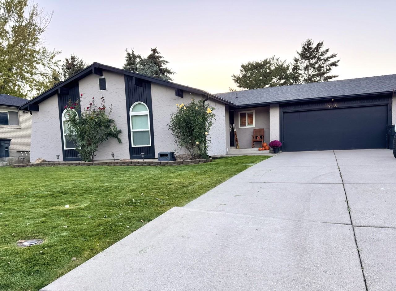 9538 S Kilmuir Cir #NA - Photo 2 of 19