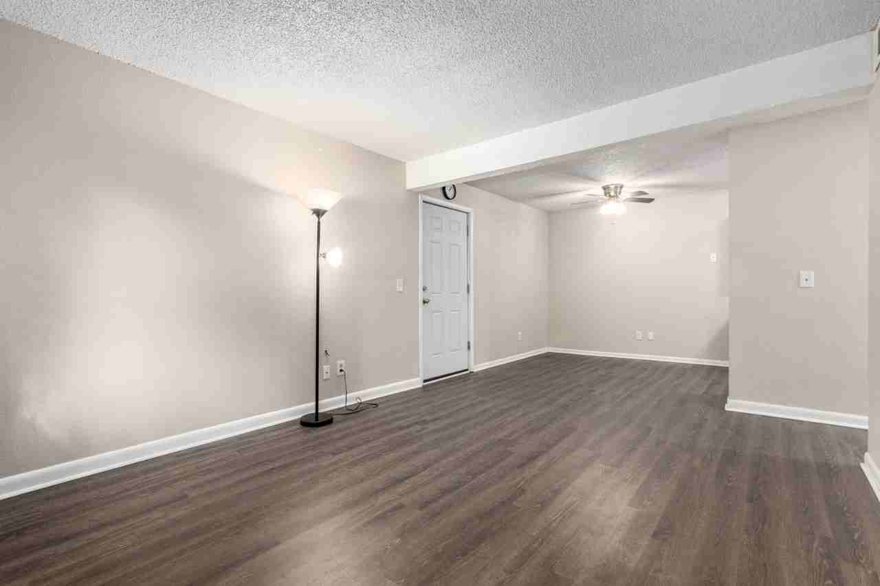 16359 W 10th Ave - Photo 6 of 10