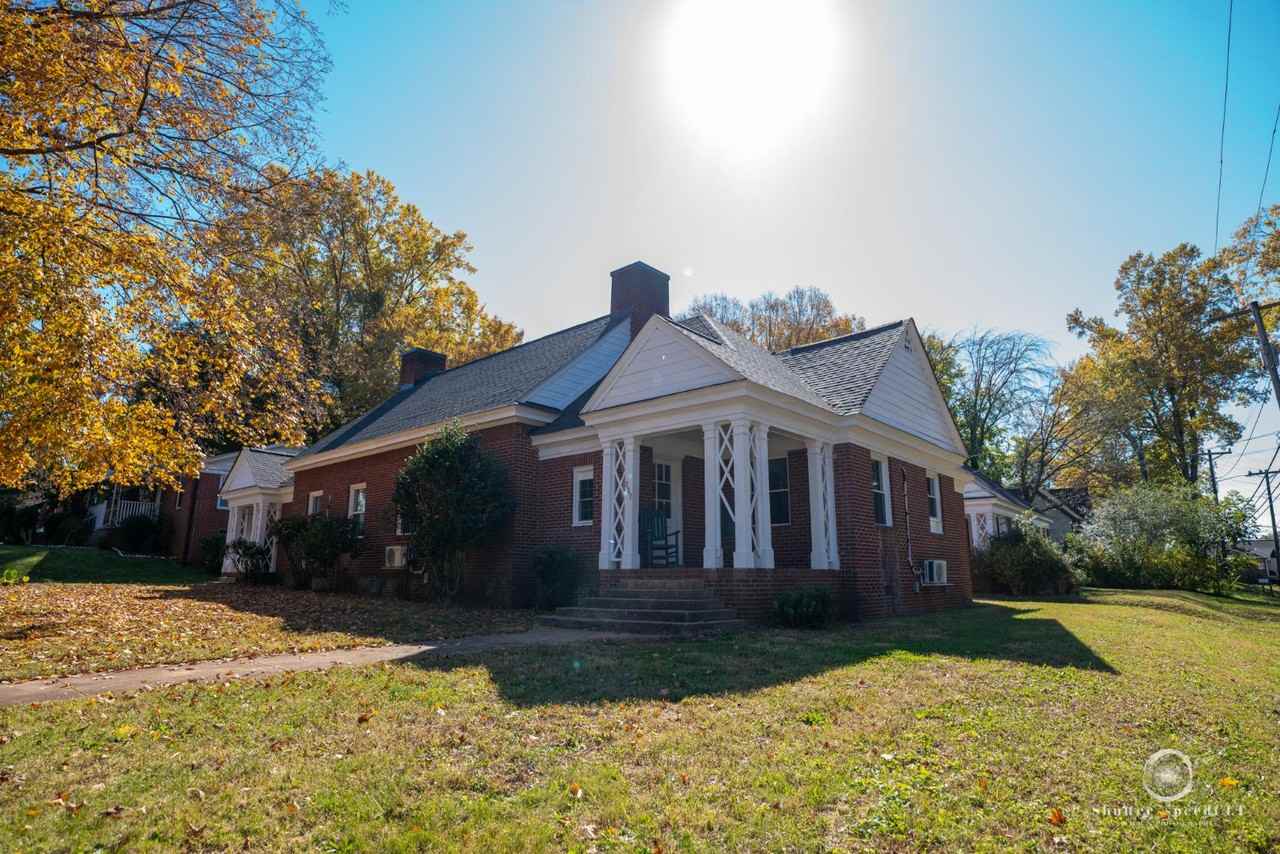 237 BREVARD - Photo 2 of 4