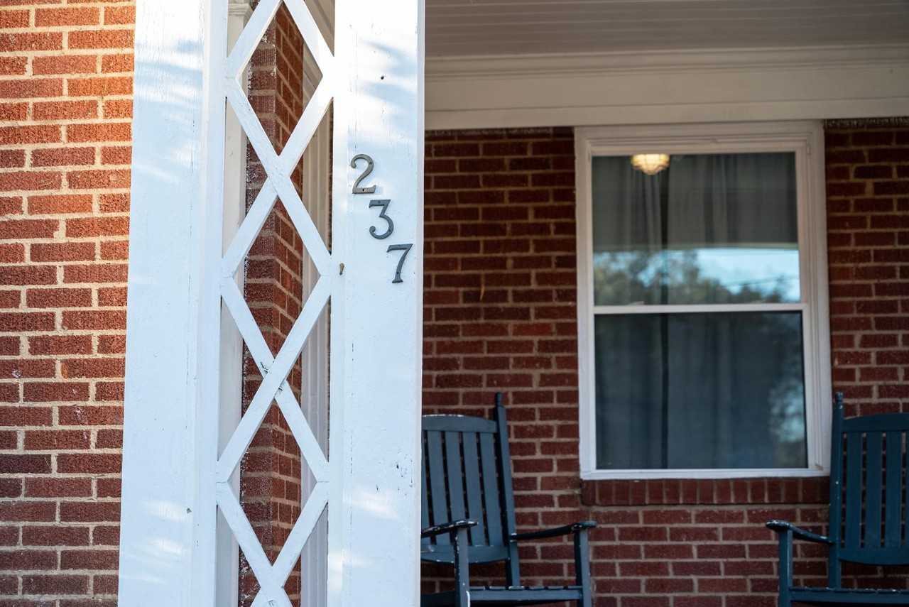237 BREVARD - Photo 3 of 4