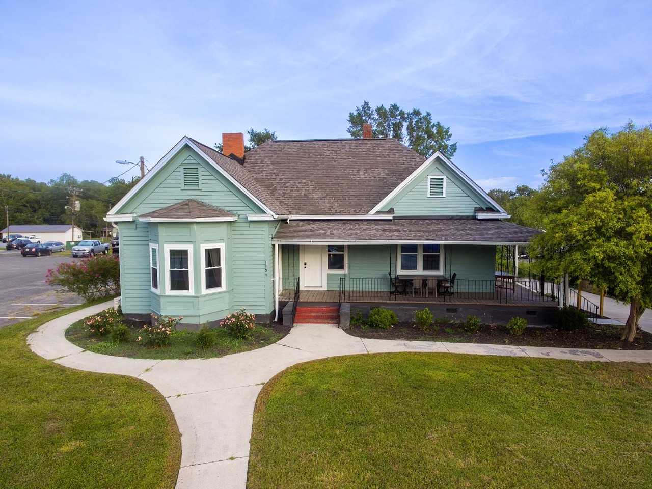 CHURCH - Photo 5 of 10