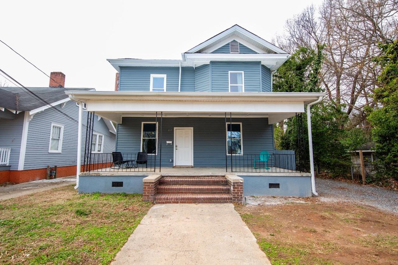 EBENEZER - Photo 3 of 7