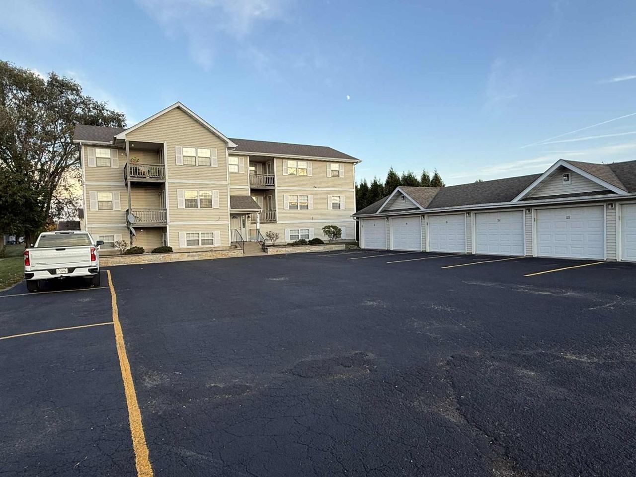 2918 Chartres St - Photo 2 of 2