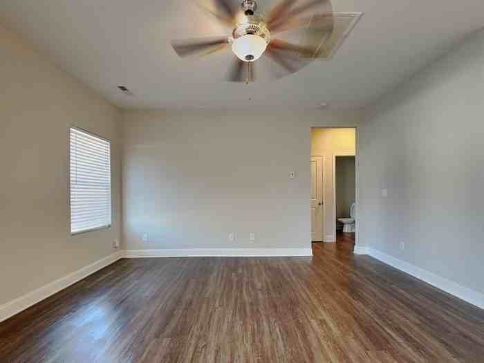 3221 Emerald Ridge Ct - Photo 5 of 23