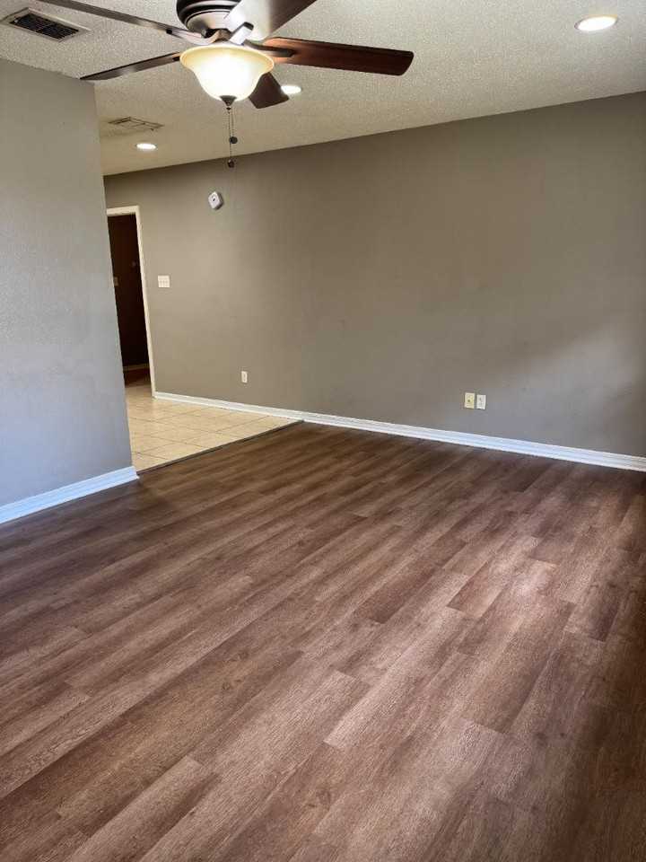 10376 Mcelroy Dr - Photo 5 of 10