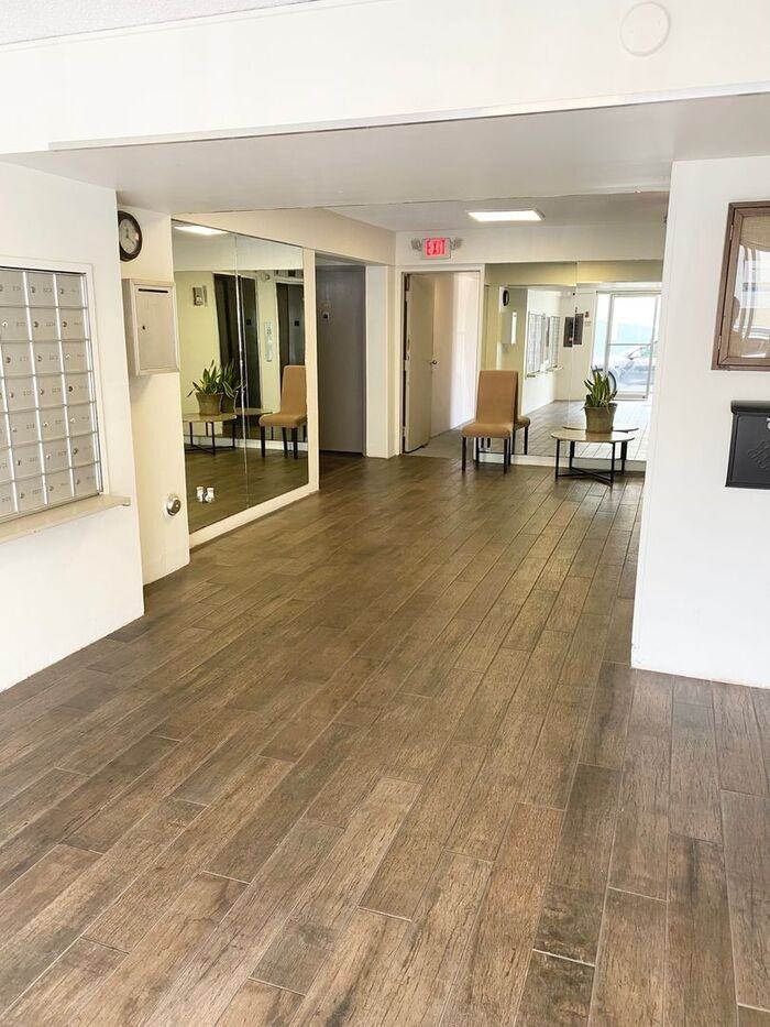 98-945 Moanalua Rd #1006 - Photo 2 of 11