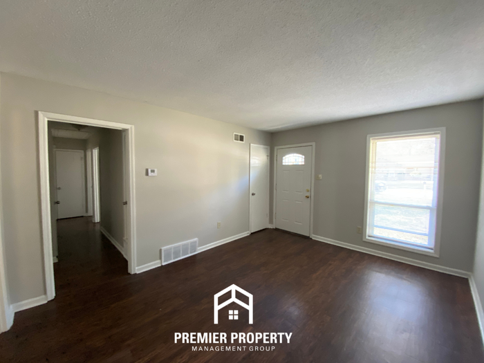 4034 Windermere Rd - Photo 2 of 15