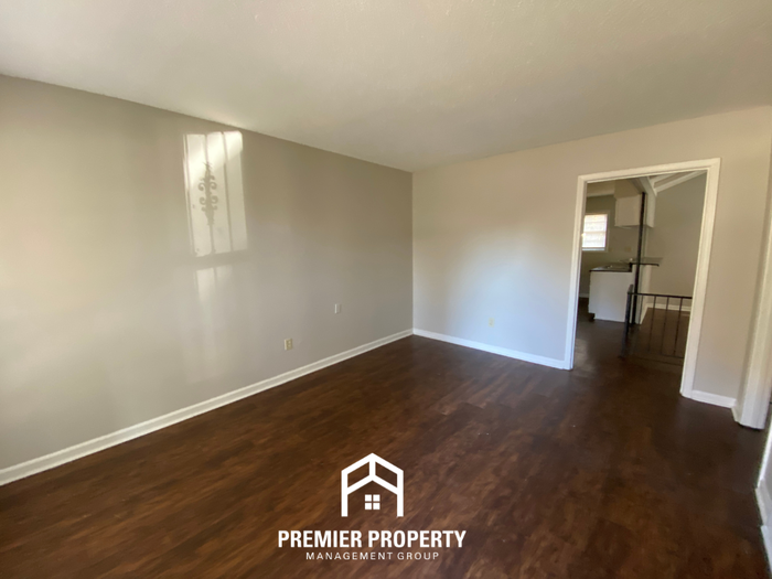 4034 Windermere Rd - Photo 3 of 15