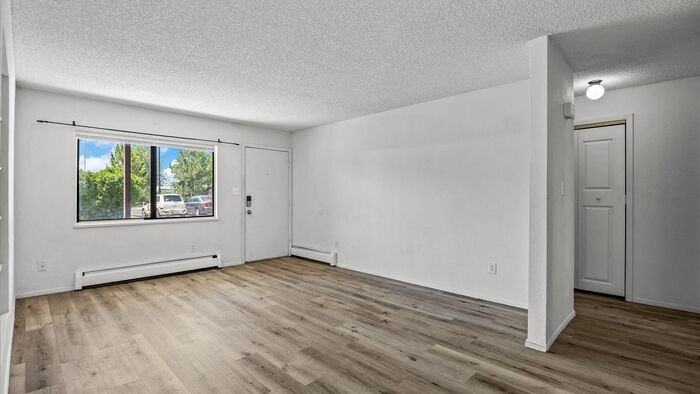 540 29 Rd #8 - Photo 5 of 17
