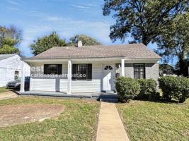 featured image of 3208 Winslow Rd