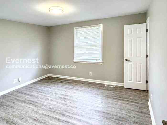 5019 Suter Dr - Photo 7 of 18