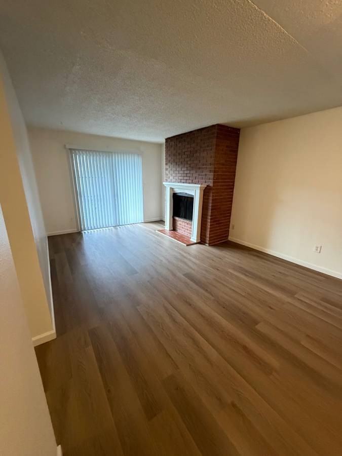 9900 Sw North Dakota St #7 - Photo 2 of 9