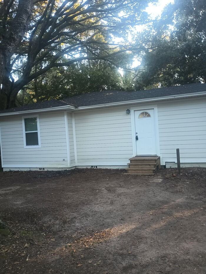 1105 N 50th Ave - Photo 2 of 18