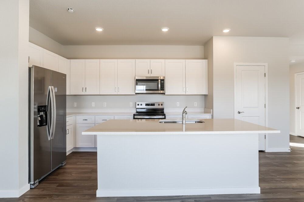 2177 Flower Blosom Ave - Photo 7 of 17