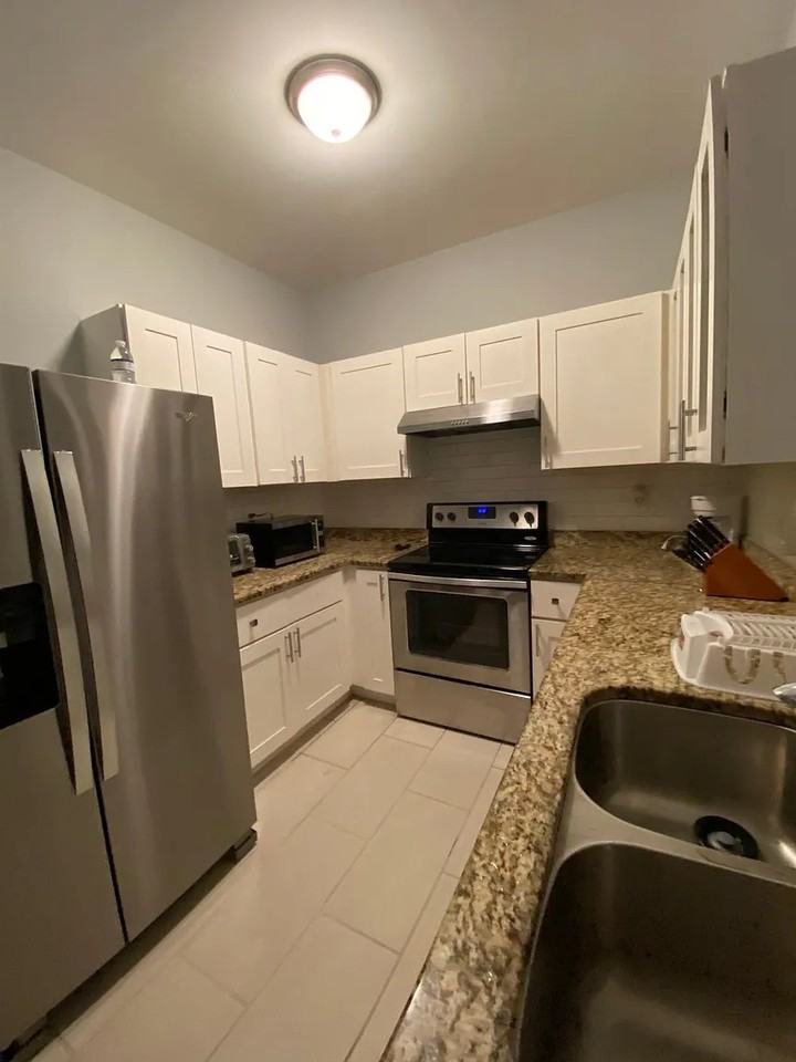 1121 Jones Ave Nw - Photo 6 of 26