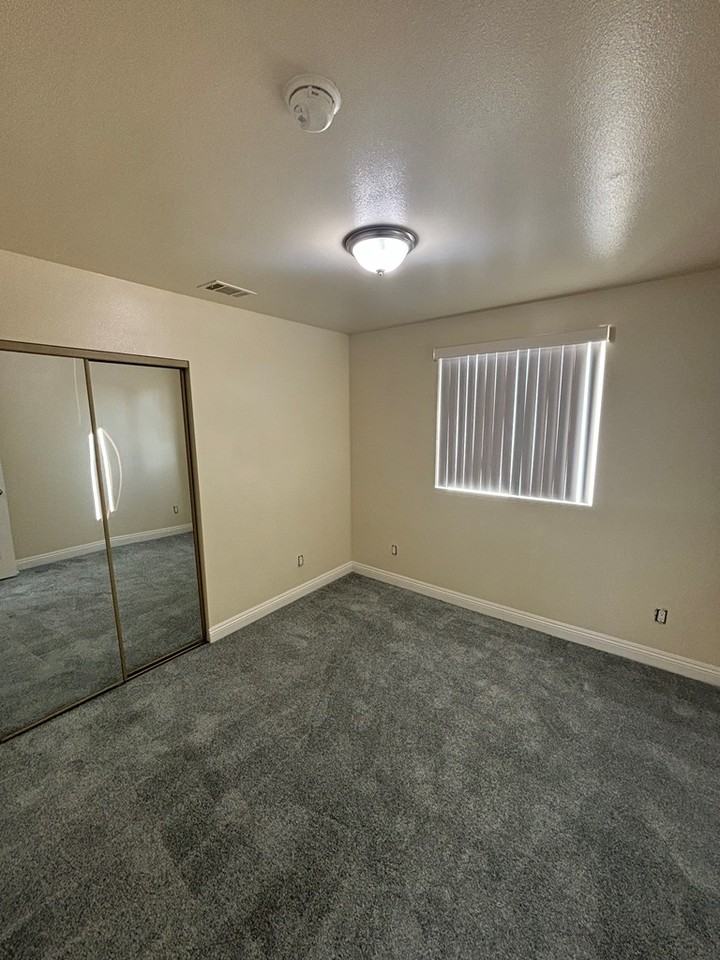 709 East 120th Street - Photo 7 of 20