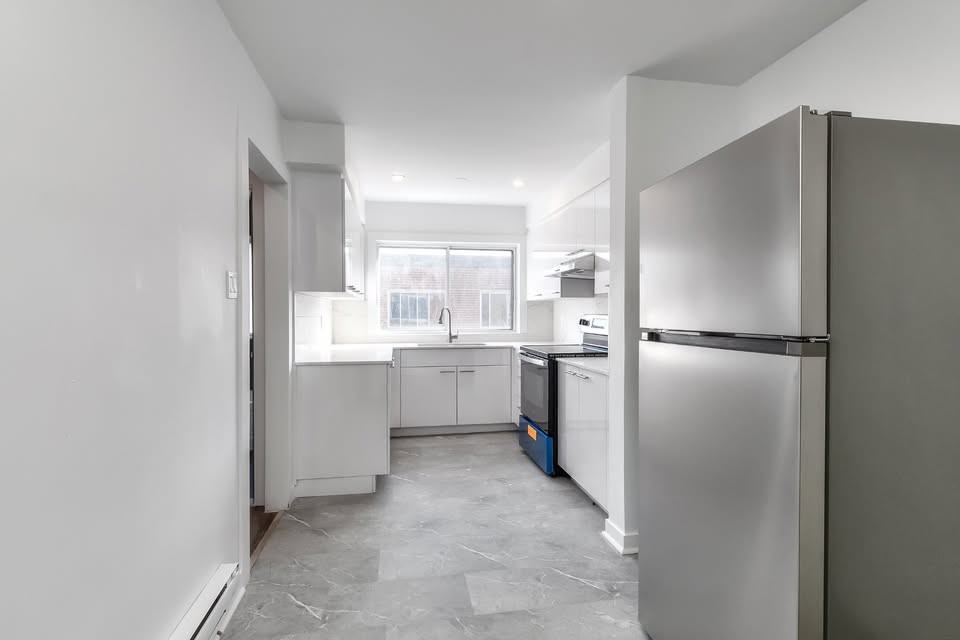 101 Avenue Ashgrove ##12 - Photo 4 of 4