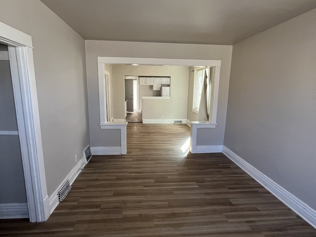 434 Harbison Ave W #1 - Photo 5 of 16